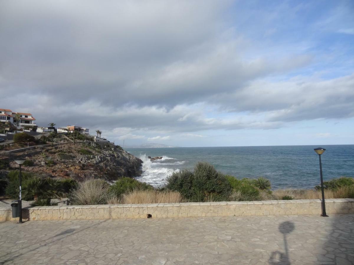شقة Apartamento Oroblanc Playa La Concha أوروبيسا ذيل مار المظهر الخارجي الصورة