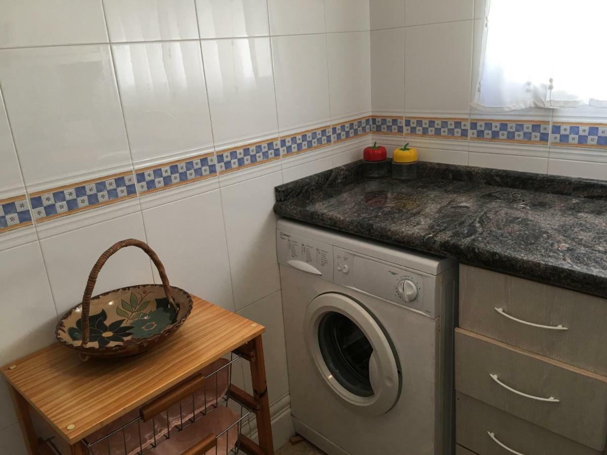 شقة Apartamento Oroblanc Playa La Concha أوروبيسا ذيل مار المظهر الخارجي الصورة