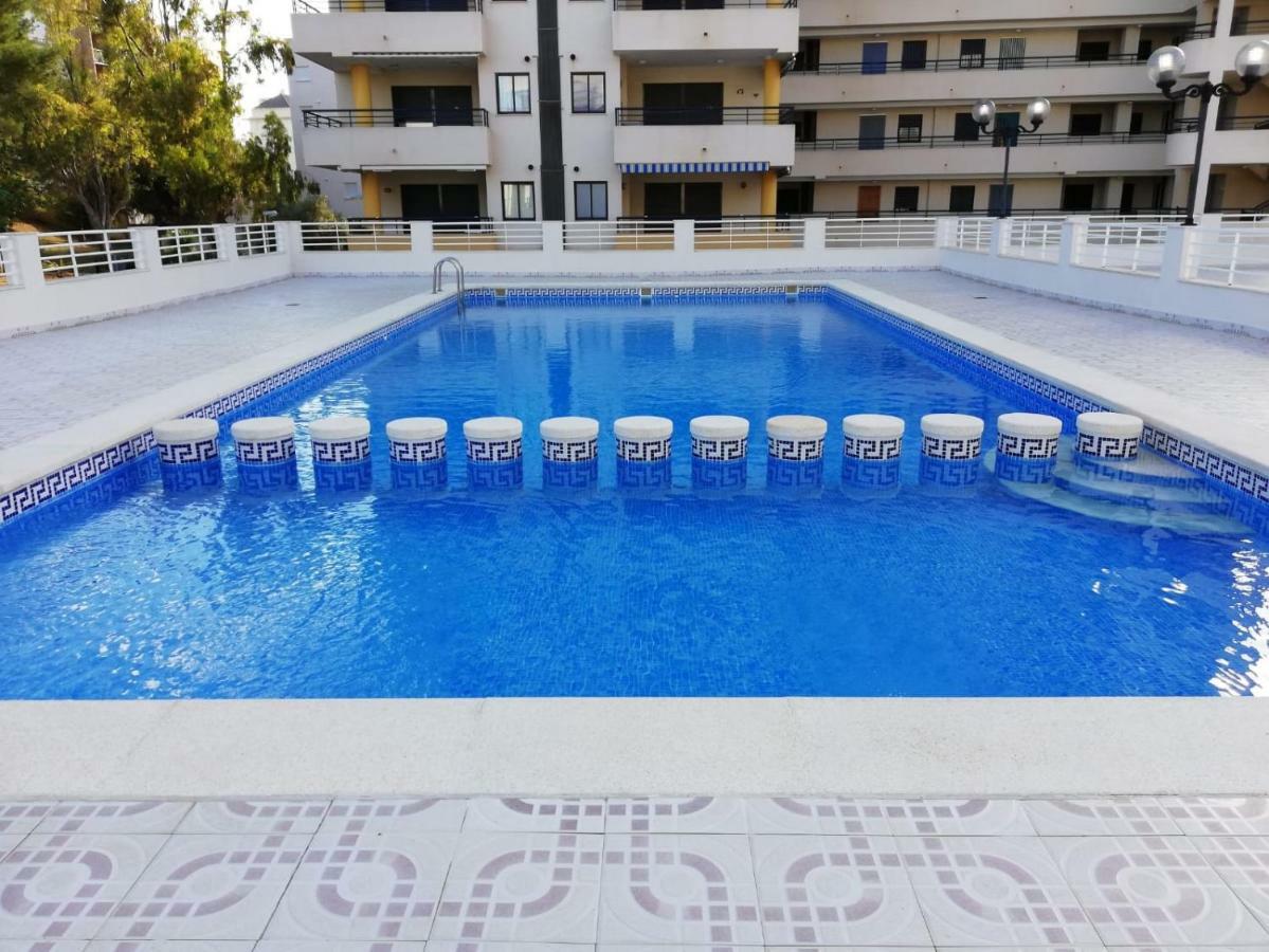 شقة Apartamento Oroblanc Playa La Concha أوروبيسا ذيل مار المظهر الخارجي الصورة